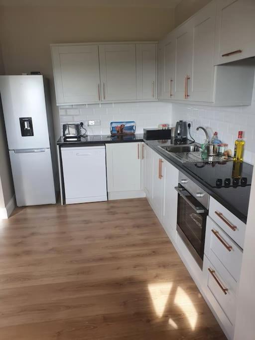 Private 3 Bedroom House Ideal For Family & Friends Killybegs Ngoại thất bức ảnh